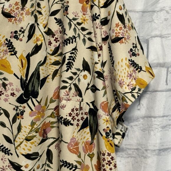 Ava & Viv Blouse Womens 3X Top Beige Green Gold Floral Button Back Autumn - Picture 3 of 14